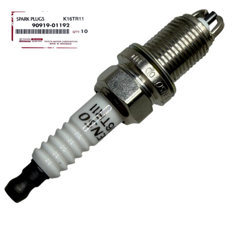 BUJIA TOYOTA COROLLA 1.8L 02, HILUX  2.7L 2007, LAND CRUSIER 4.7L 2004